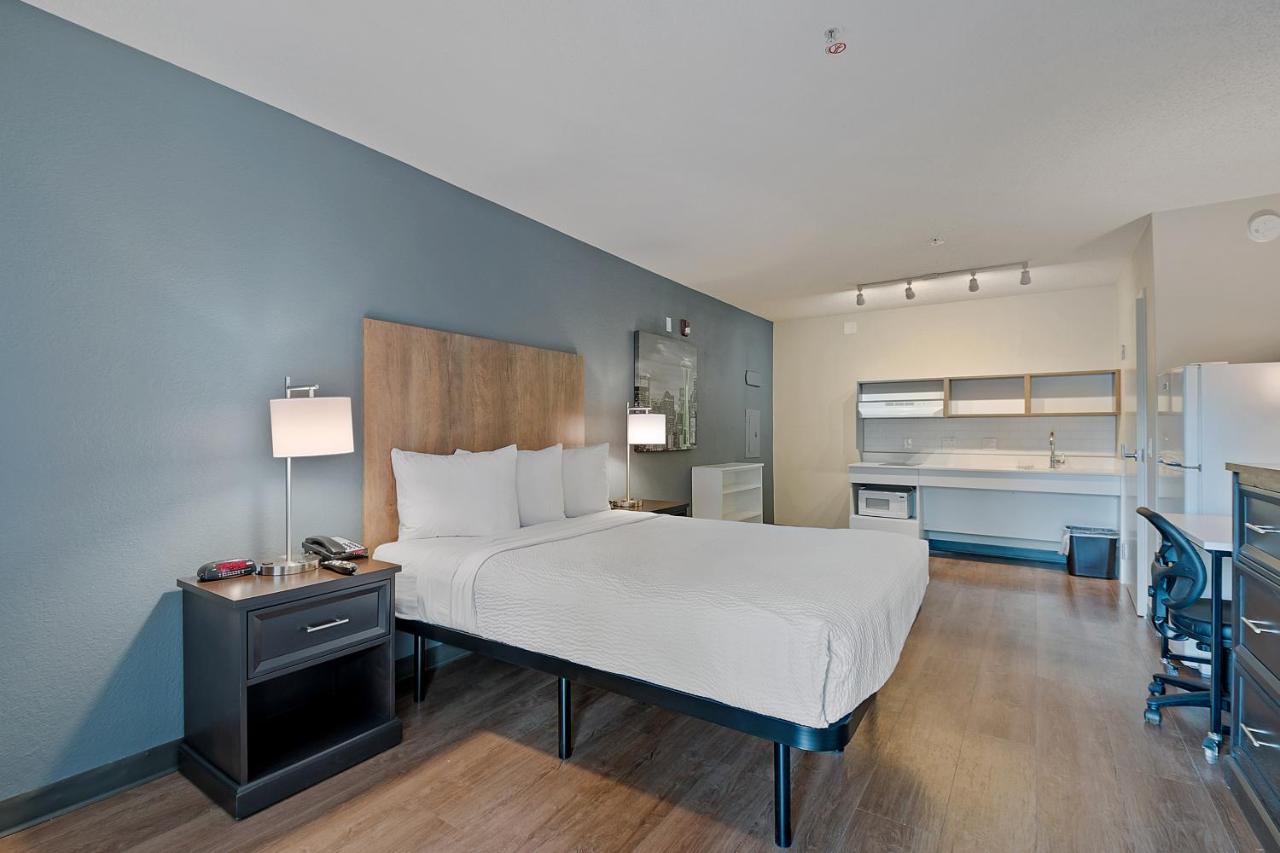 Extended Stay America Suites - Miami - Airport - Blue Lagoon Майами-Спрингс Экстерьер фото