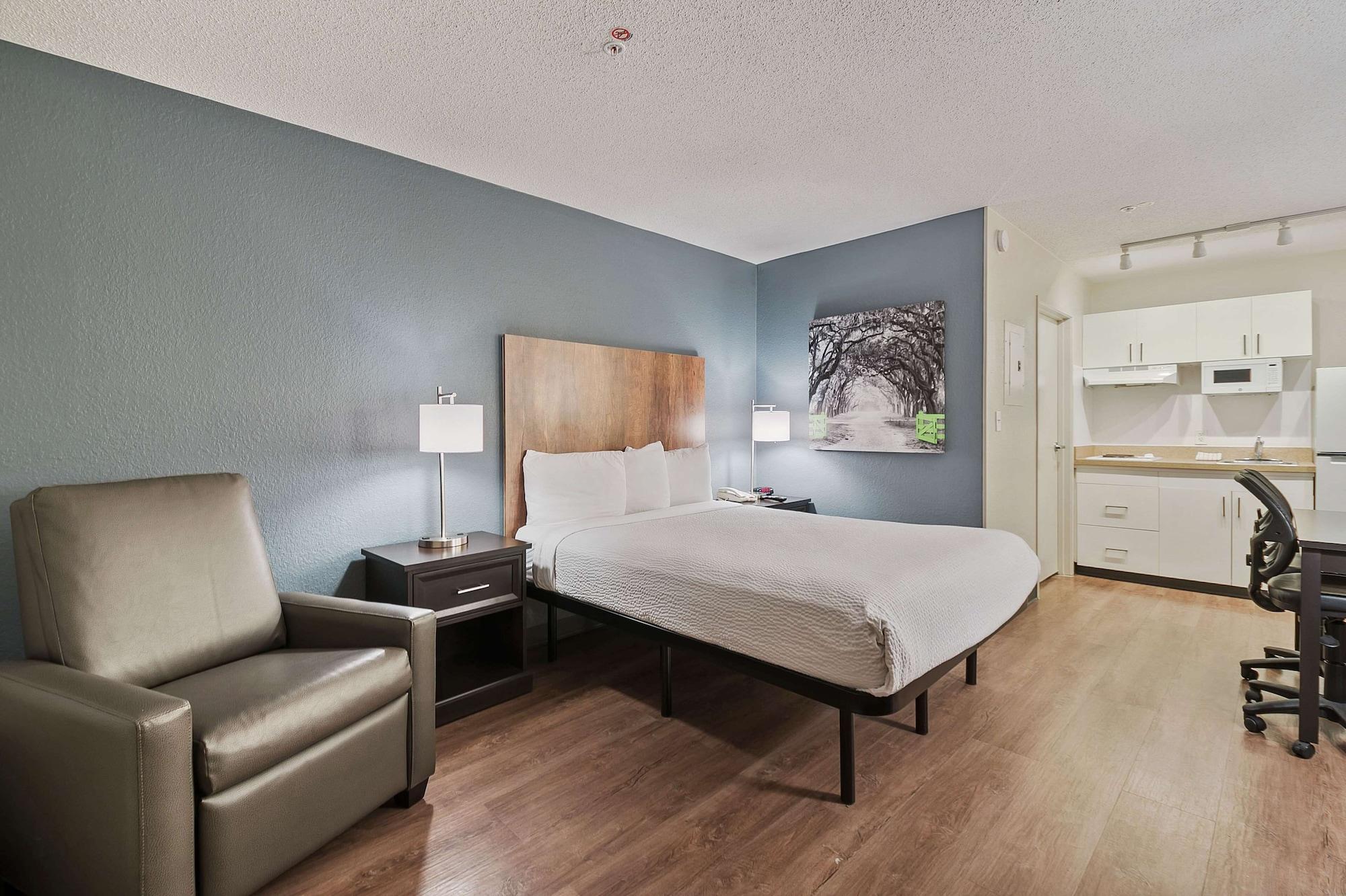 Extended Stay America Suites - Miami - Airport - Blue Lagoon Майами-Спрингс Экстерьер фото
