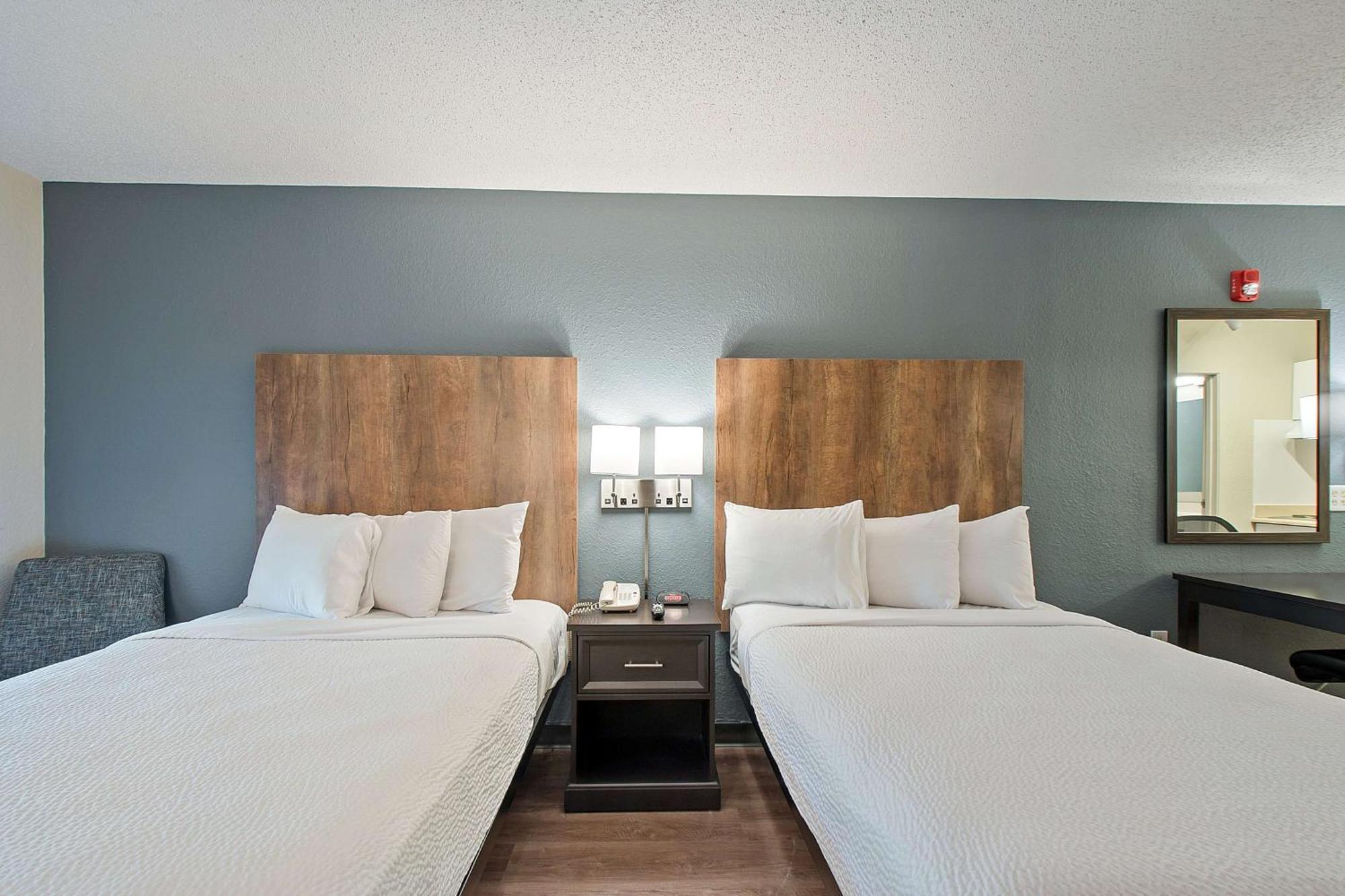 Extended Stay America Suites - Miami - Airport - Blue Lagoon Майами-Спрингс Экстерьер фото